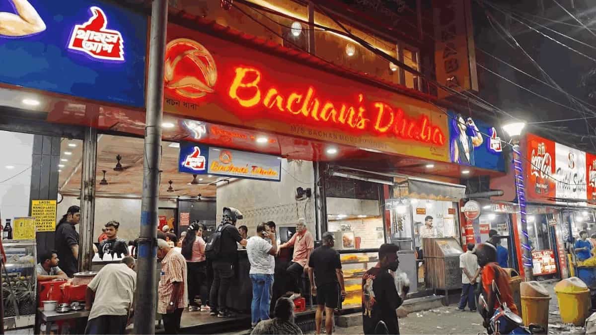 Bachan's Dhaba, Kolkata: What To Eat At This Iconic Restaurant