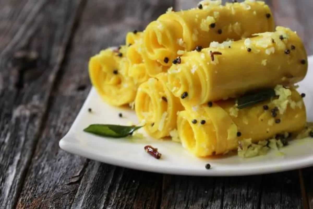 7 Desi Foods To Keep Your Energy Levels Up During Garba Nights
