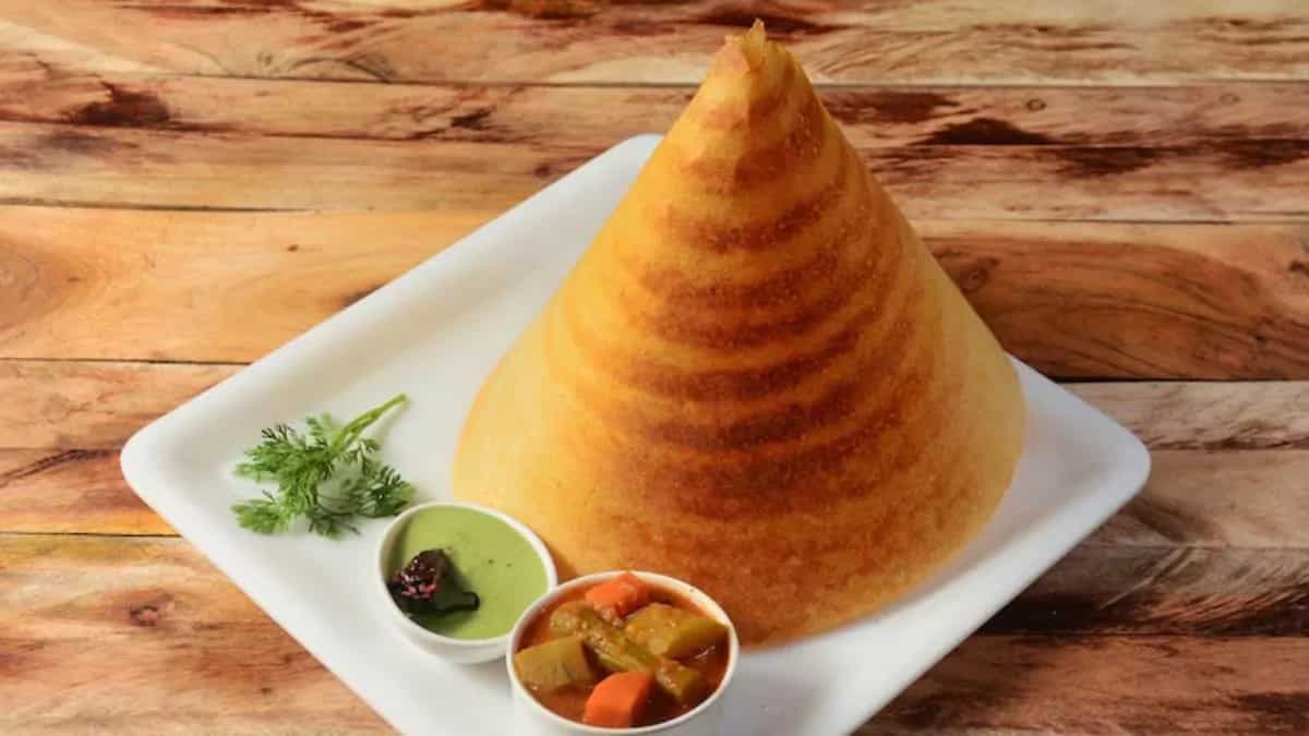 8 Hacks To Prevent Dosa Batter From Turning Sour During Summers