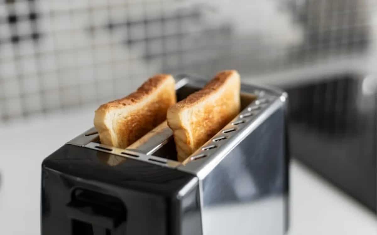 Best 5 Innovative Pop-Up Toasters For A Perfect Breakfast