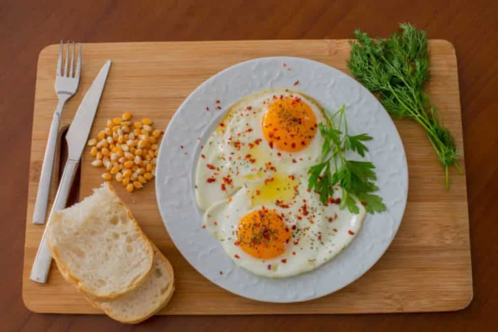 Stovetop To Microwave: 5 Ways To Prepare Poached Eggs