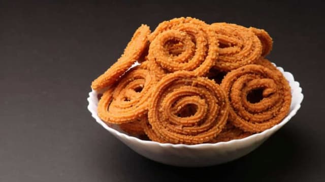 Bhai Dooj 2024: 9 Munchies To Have With Your Siblings