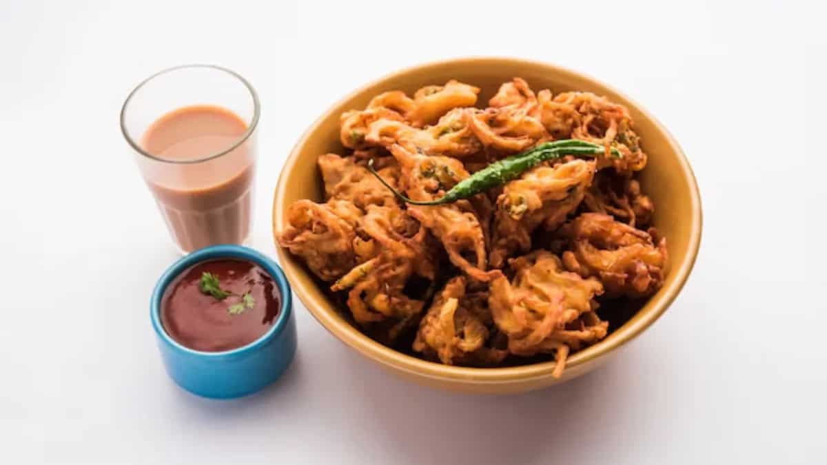 Monsoon Special: 5 Spicy Snacks To Fire Up Your Palate