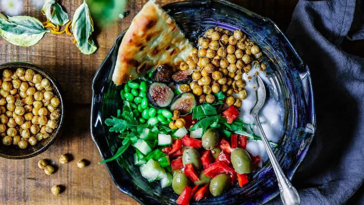 Here Are Some Healthy Chickpea Recipes For Dinner