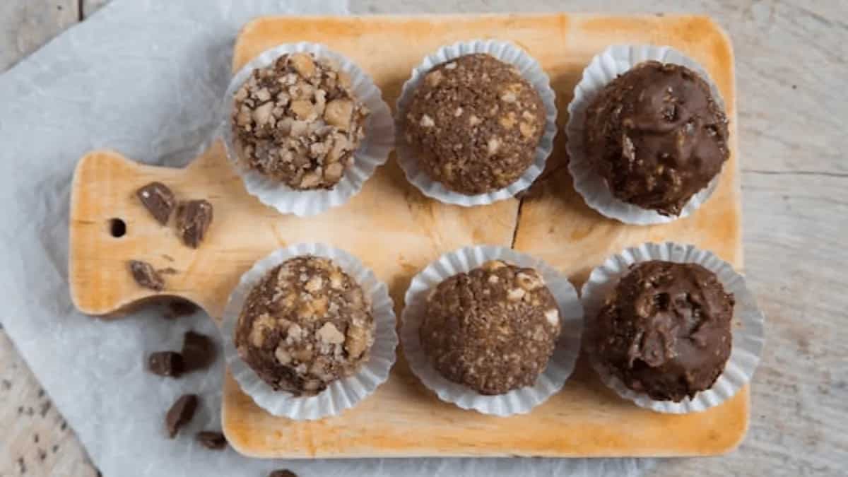 Want A Quick Snack? Make These Dark Chocolate Bites