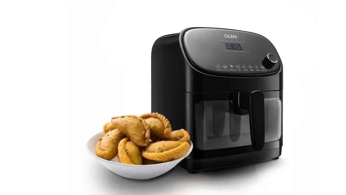 Healthy Indulgence: Make Air-Fryer Mawa Gujiya And Jowar Mathri