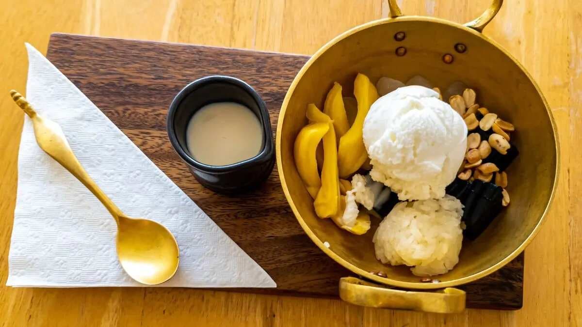 6 Sweet Jackfruit Desserts Made From The Queen Of Fruits
