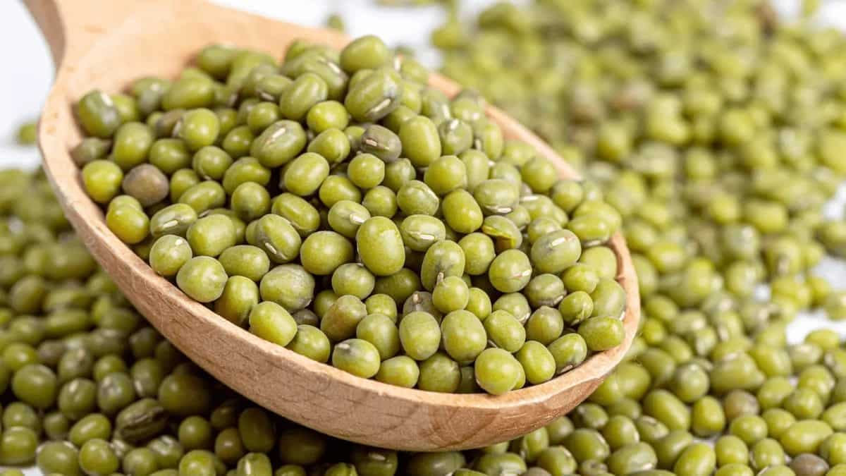 Green Gram: Know These 7 Amazing Benefits Of Hara Chana