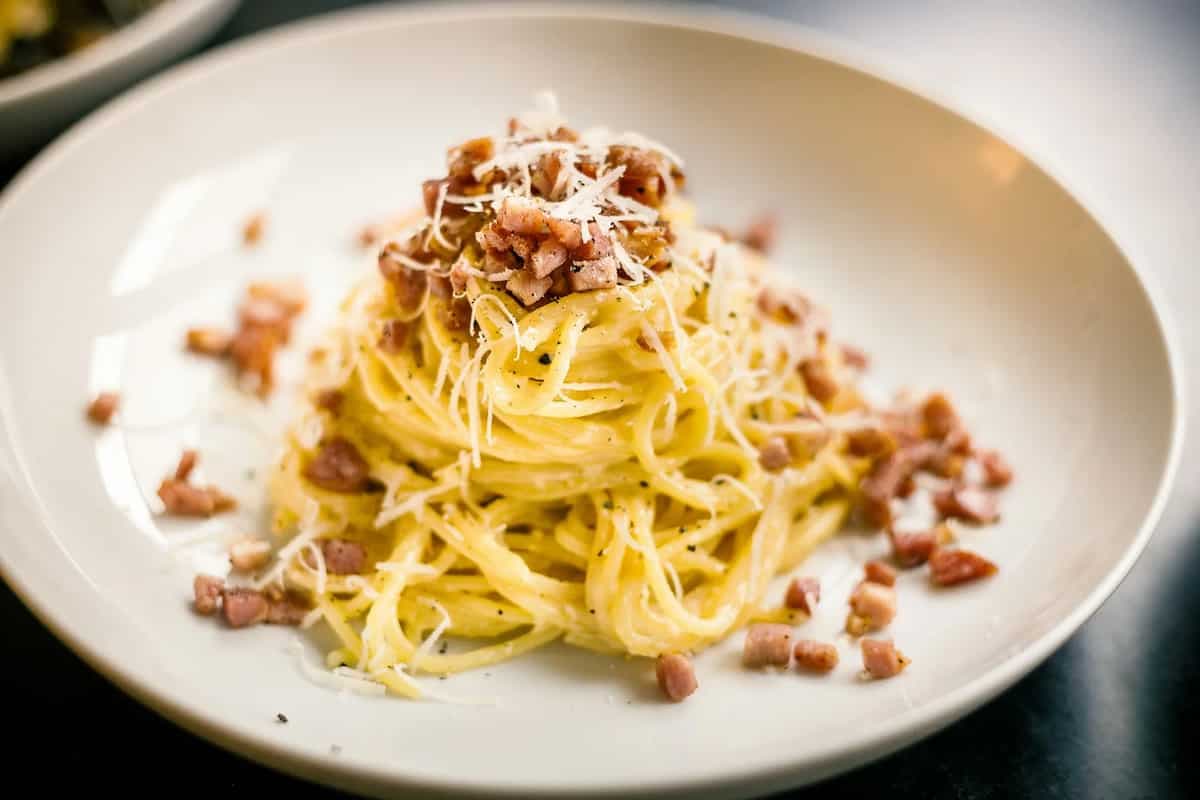 Try This Oil Trick To Keep Starchy Pasta From Sticking Together