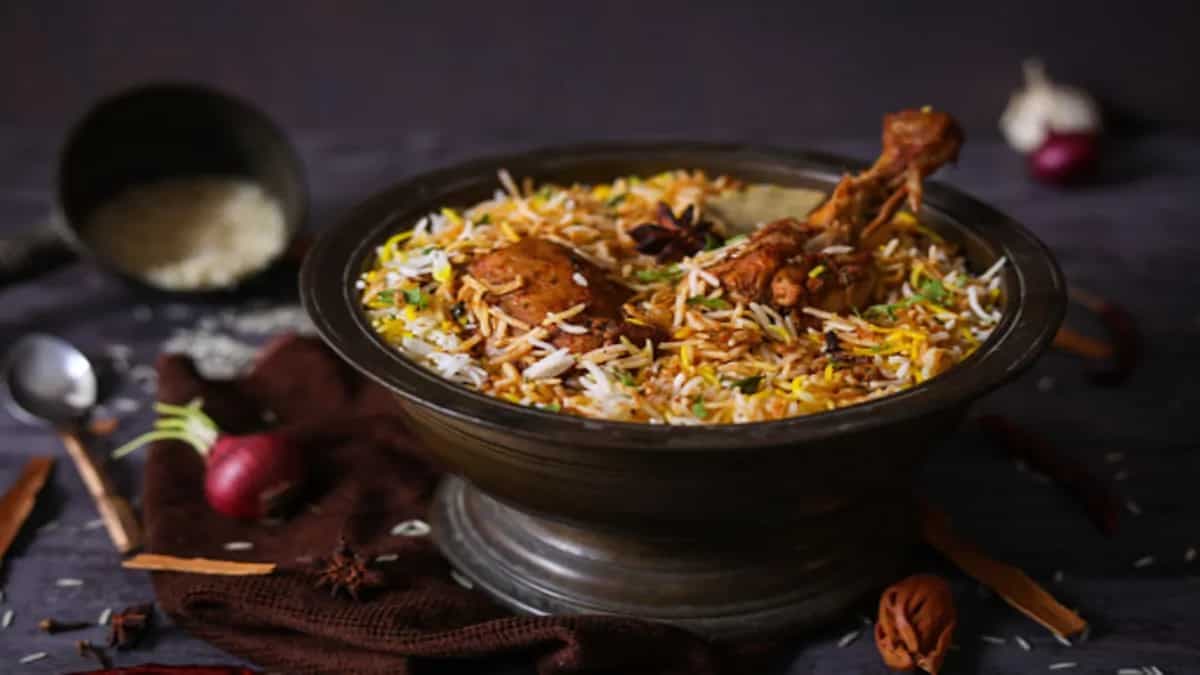 Want To Have The Perfect Biryani? Try These Tips 
