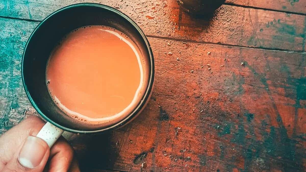 6 Food Items You Should Avoid Consuming With Chai