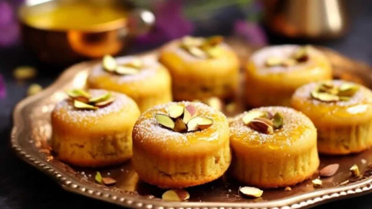 Planning On Visiting Vrindavan Soon? Try These 6 Street Foods  