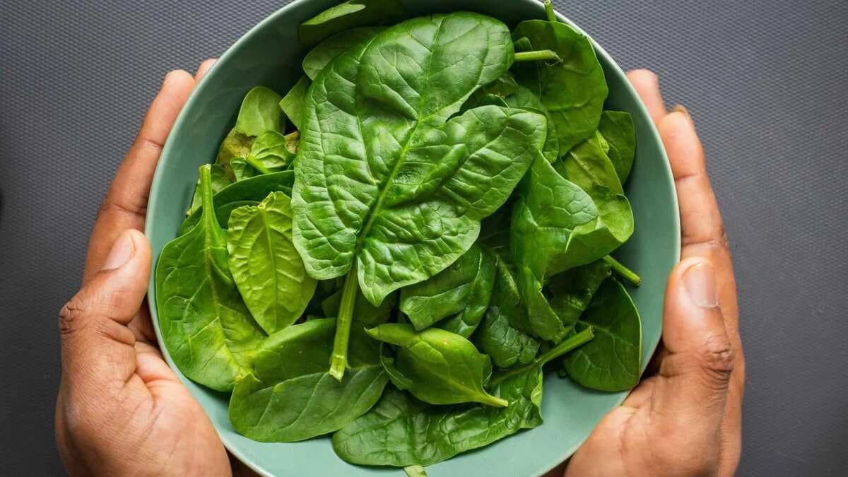 7 Common Leafy Greens Used In Indian Cuisine