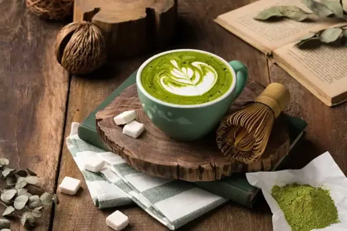 Matcha Vs. Sencha: 7 Key Differences That Separate The Two