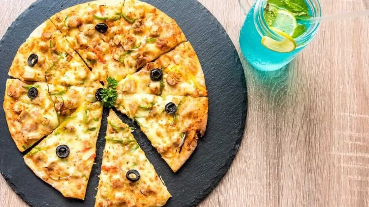 Indian-Style Pizzas Take Over: Desi Toppings Meet Italian Pie 