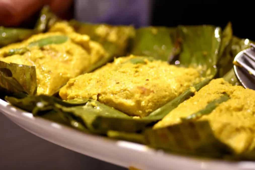 Leaf-Wrapped Recipes: 7 Must-Try Paturi Dishes From Bengal 