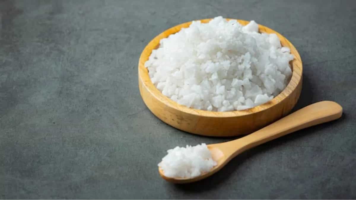 The Salt Guide: 10 Different Types And How To Cook With Them