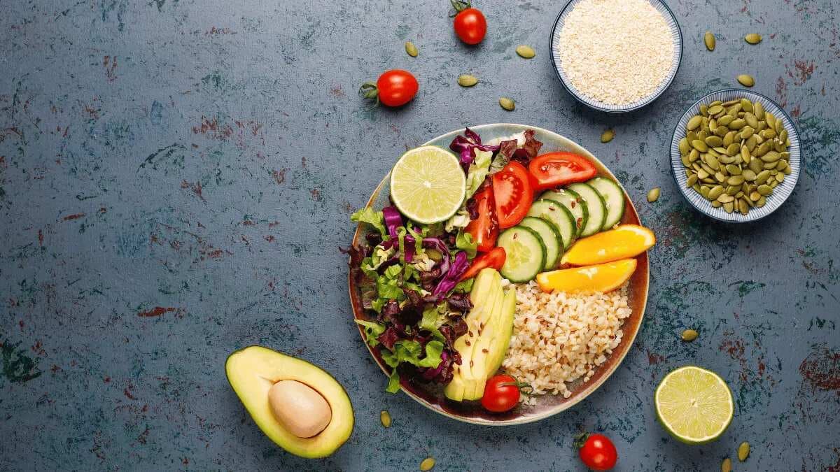 Exploring Low-Carb vs. Low-Fat Diets: Which Is Right for You?