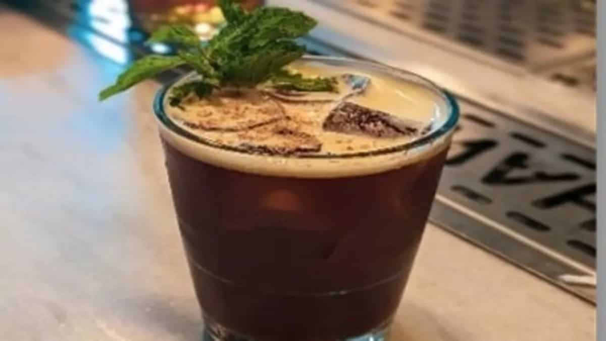 Christmas 2023: 6 Exciting Cocktails To Try This Holiday Season