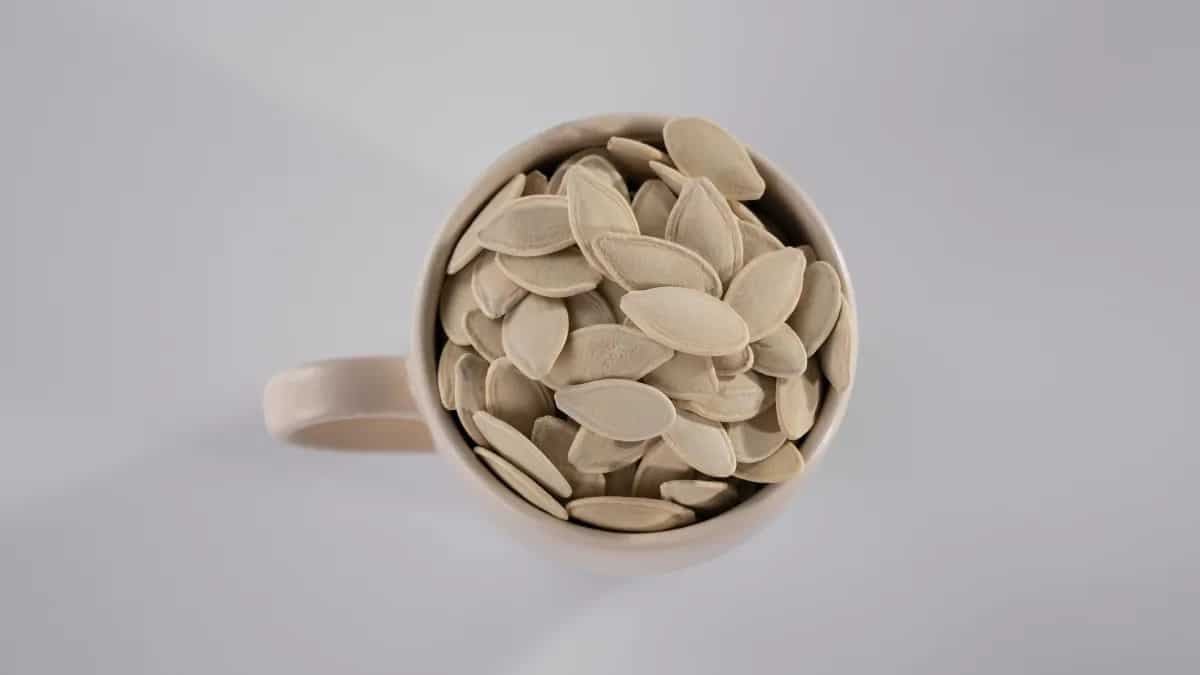 Pumpkin Seeds: 6 Health Benefits Of This Superfood In Your Diet