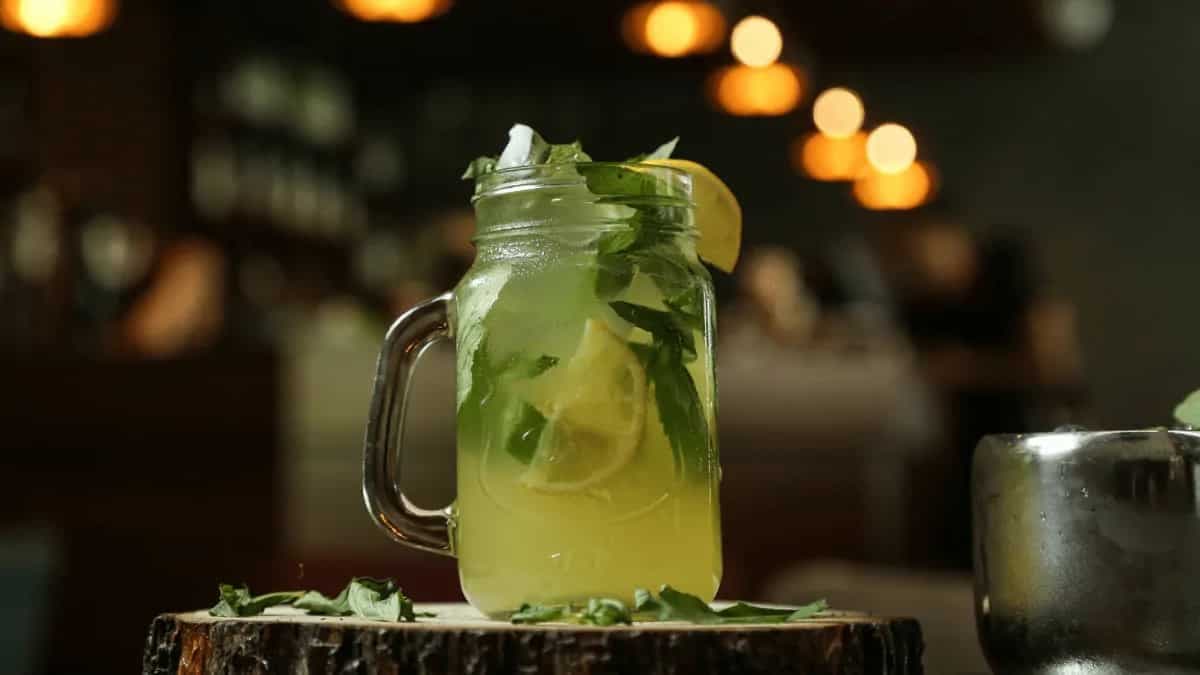 5 Hottest Cocktails Made With Lemonade