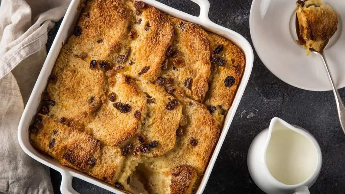 6 Easy Desserts To Make With Leftover Bread