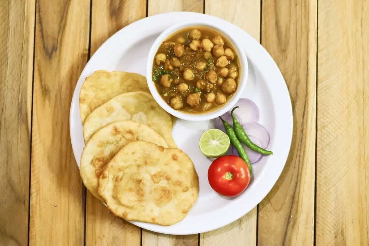 Discovering Delhi: Top 10 Famous And Iconic Dishes To Try