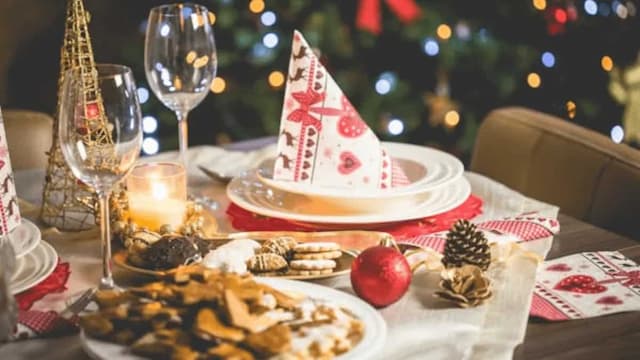 Best Restaurants In Mumbai To Grab A Christmas Or NYE Meal