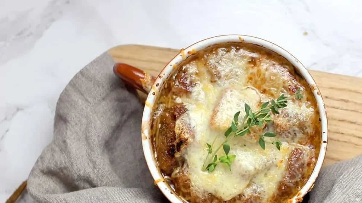 French Onion To Shorba: Enjoy The Rains With These One-Pot Soups