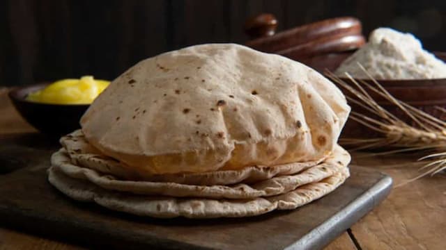 Struggling To Make Rotis Soft And Fluffy? Here Are Hacks To Try