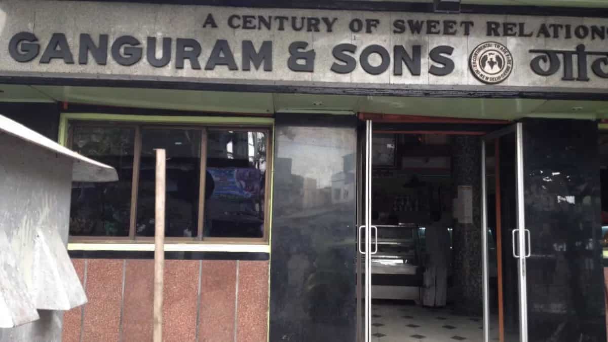 Ganguram, Kolkata: History And What To Eat At This Iconic Eatery