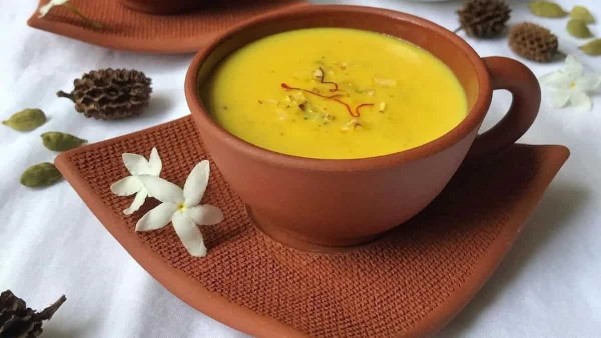 Besan Ka Sheera Is The Warming Winter Drink You Need