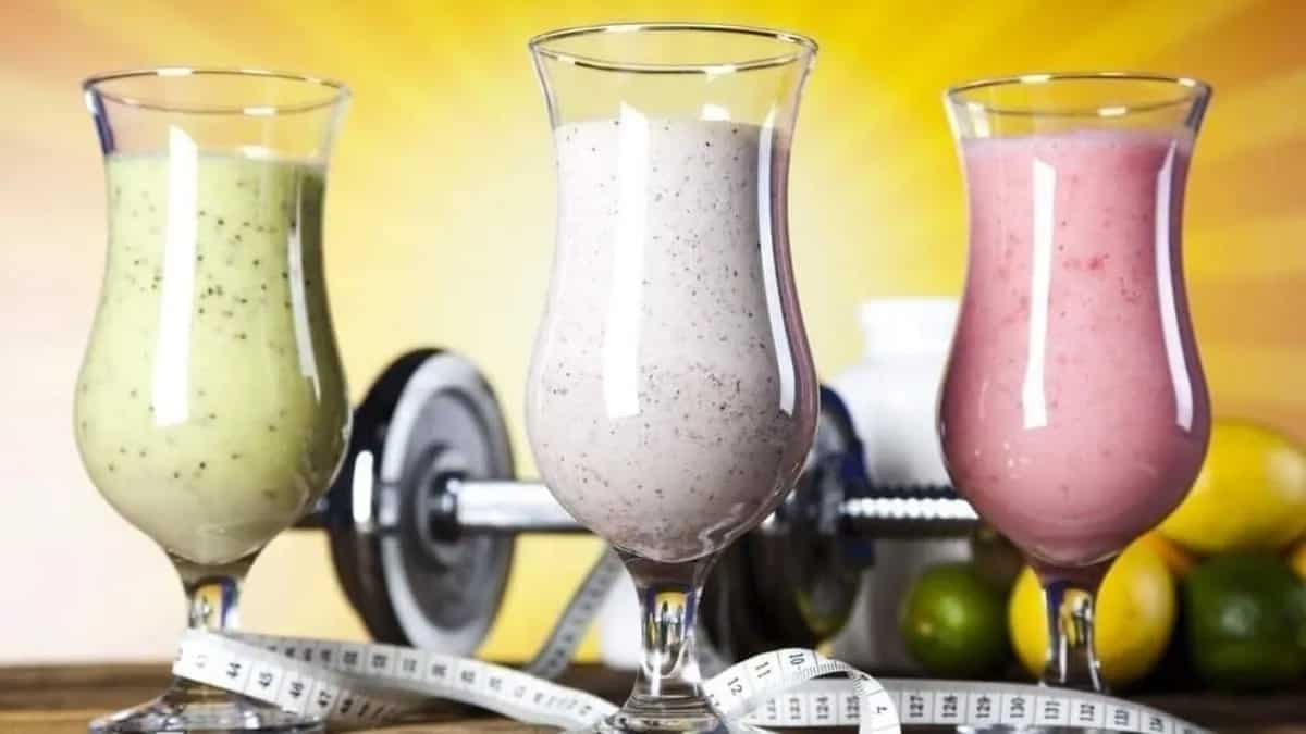 Protein Shakes For Weight Gain: 5 Homemade Recipes To Try