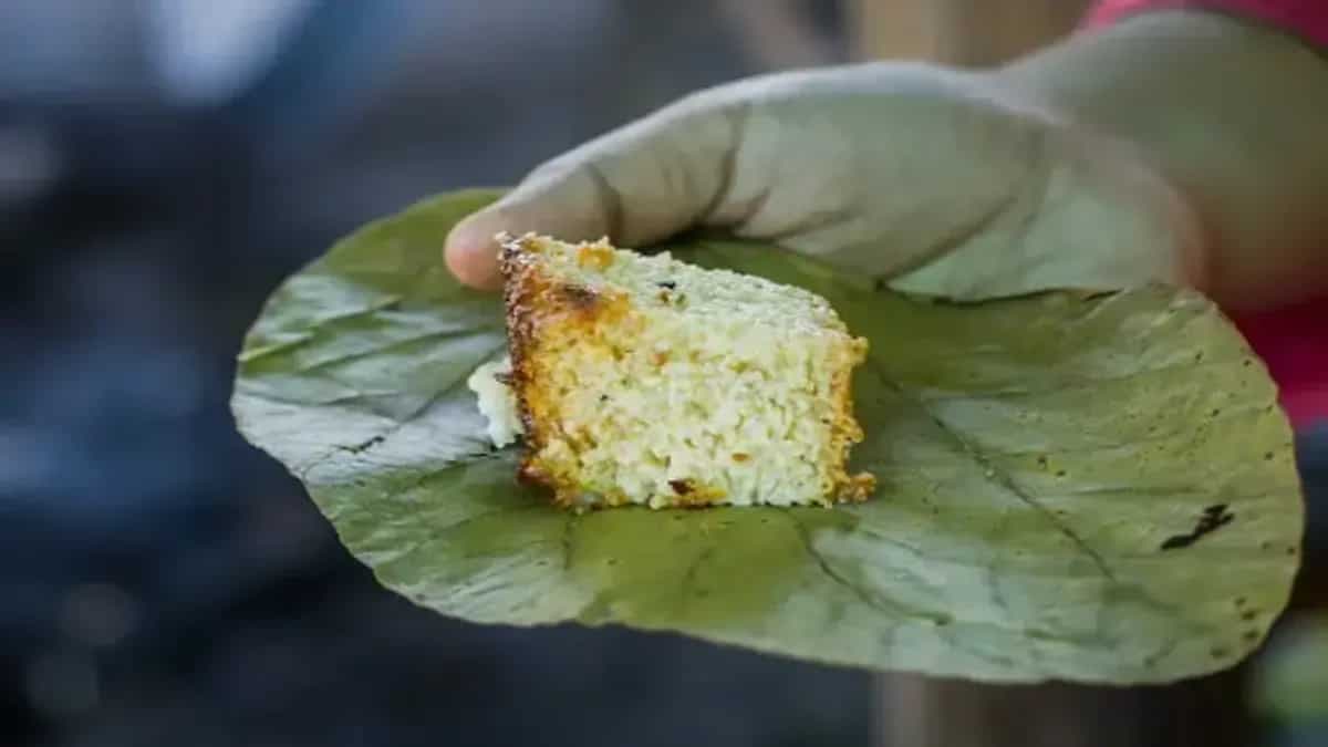 Chhena Poda Recipe: Easy Steps To Make This Desi Cheesecake 