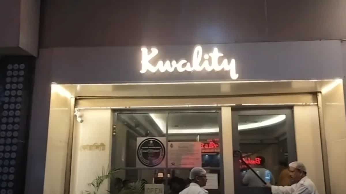 Kwality Kolkata: What To Eat At This Iconic Restaurant