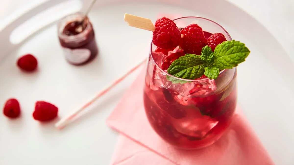 Mix Up Some Jam Cocktails With A Fruity Twist This Summer 