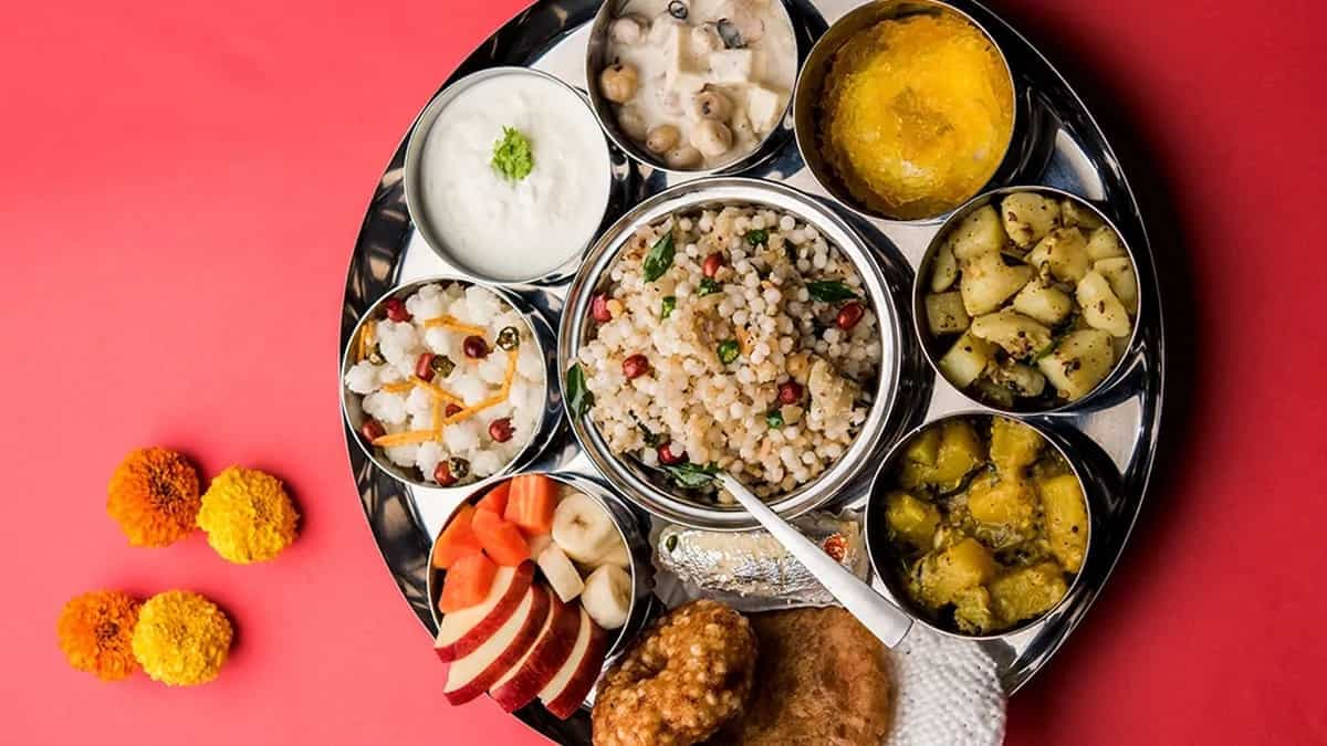 Observing Navratri Vrat? Here’s All About 'Satvik Eating'