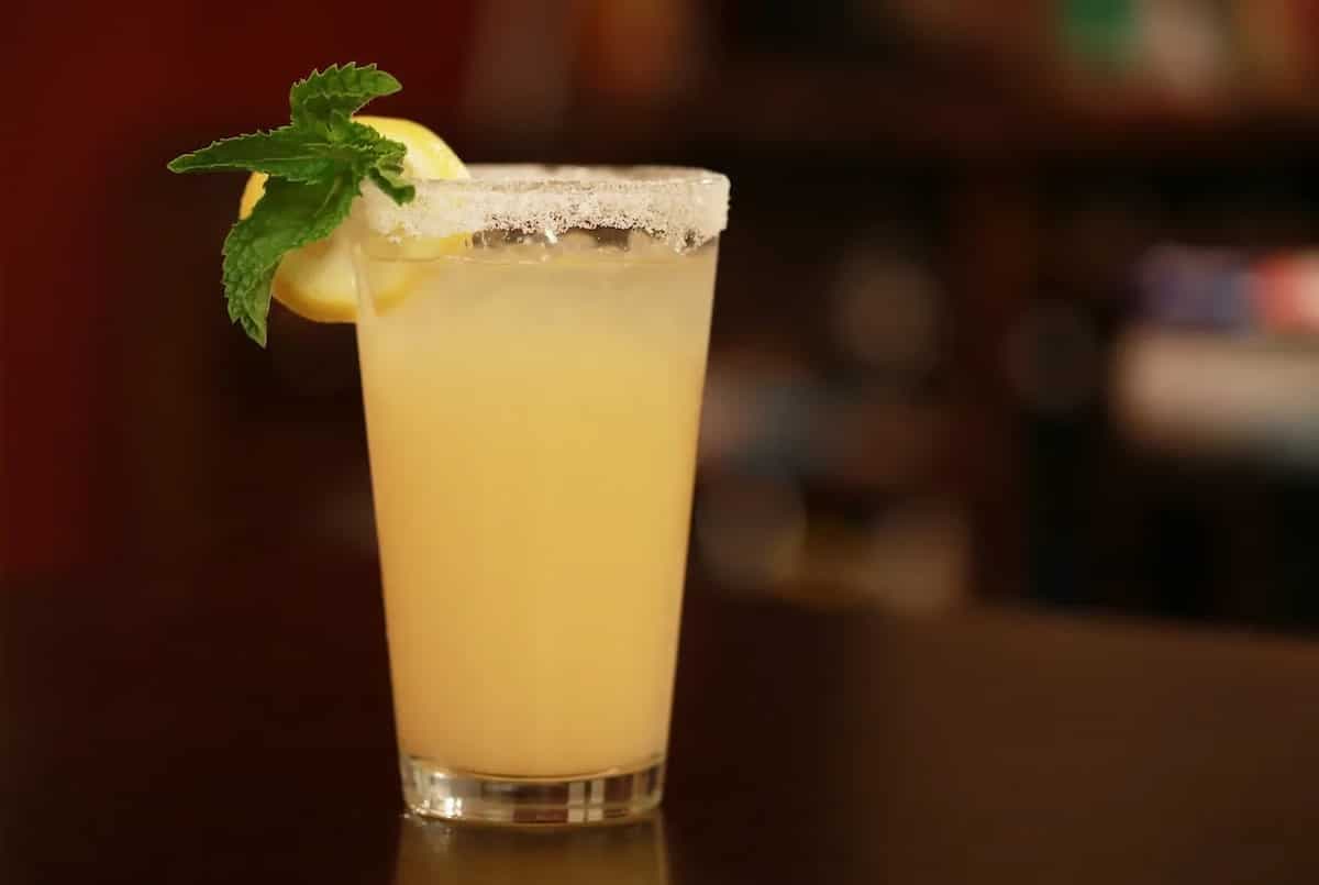 3 Mexican Drinks Made from Agave: Tequila, Mezcal, And Pulque