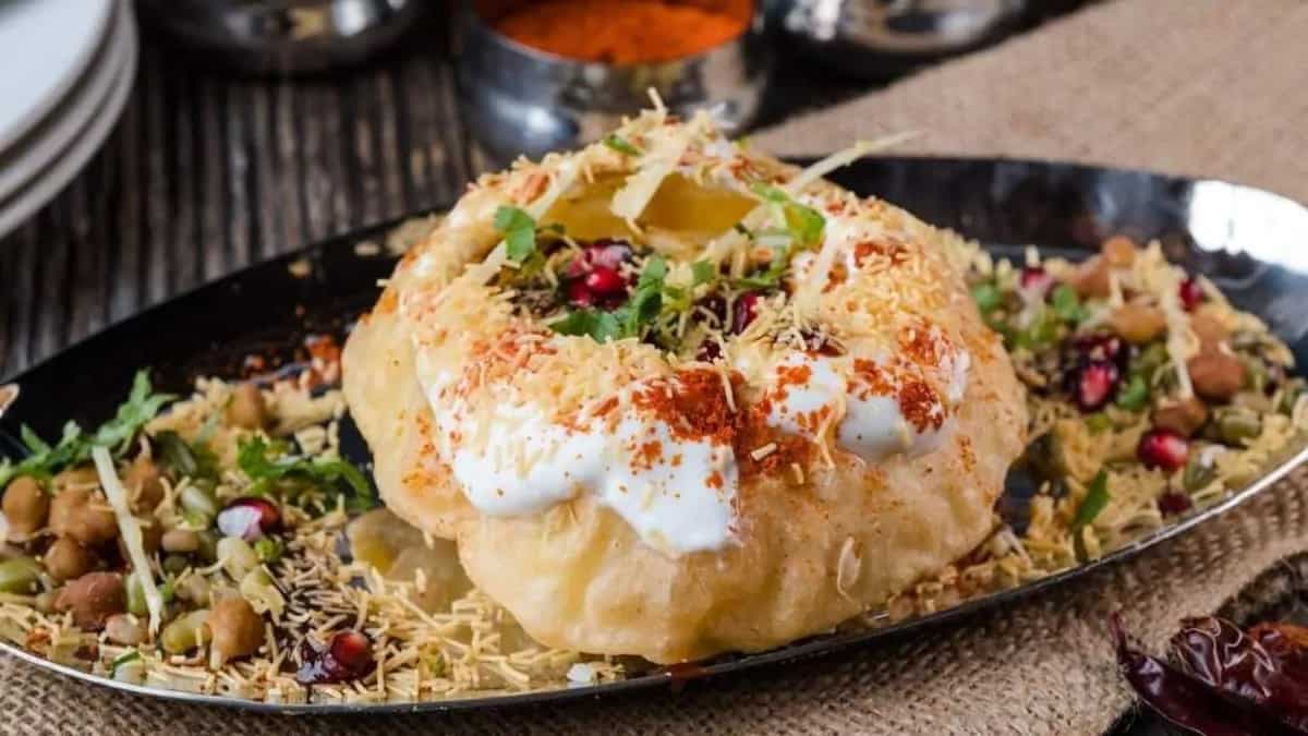 Bhujia To Pakodi: Exploring Bikaner's 7 Iconic & Famous Dishes 