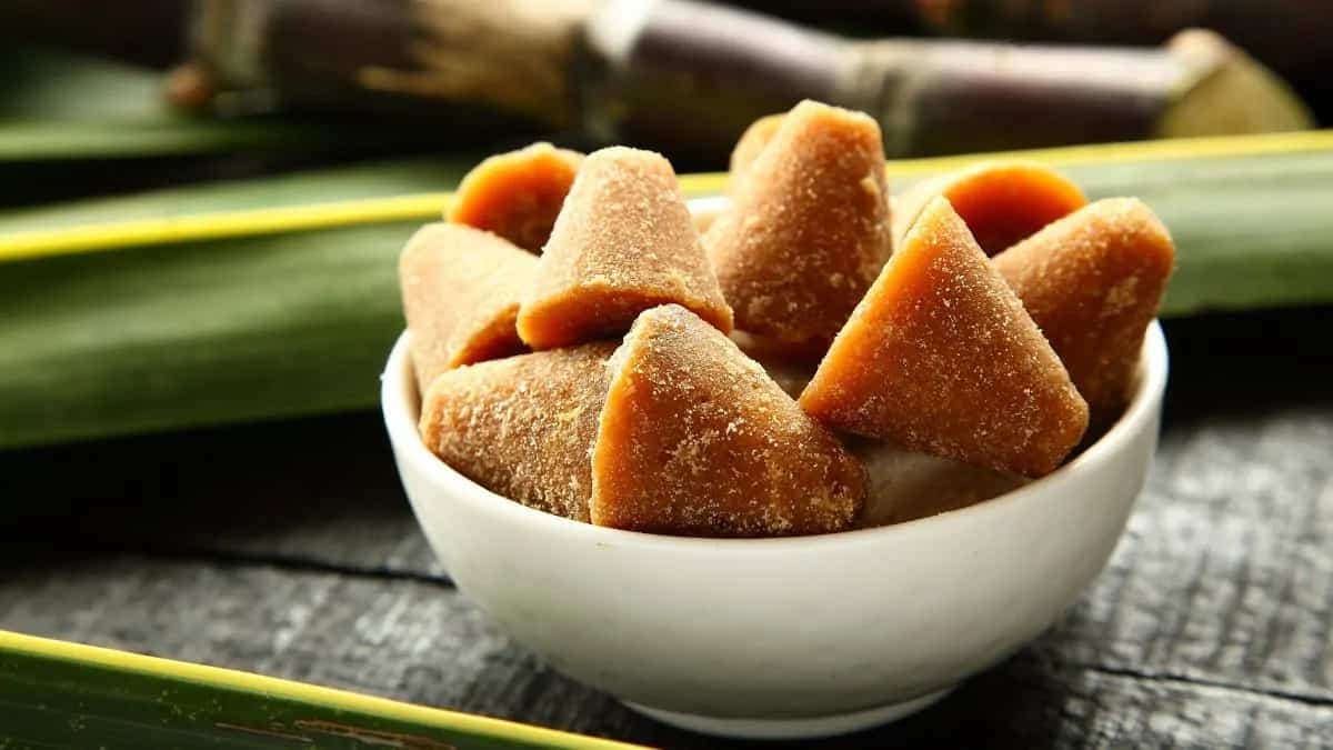 Delhi Pollution Making You Cough? Experts Agree Jaggery Can Help