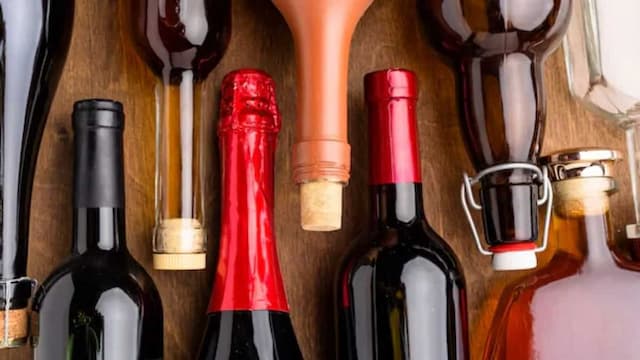 Top Alcohol Brands Perfect For Christmas & New Year Gifting