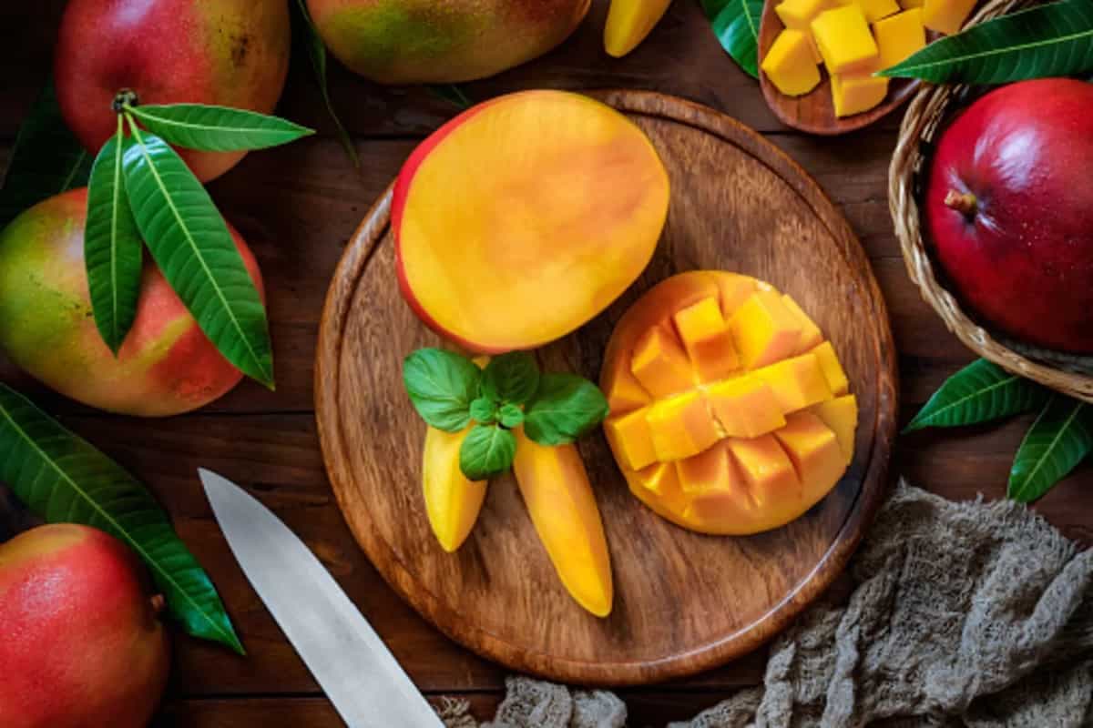 Preserve Mangoes: 4 Tips to Prevent Discoloration After Cutting