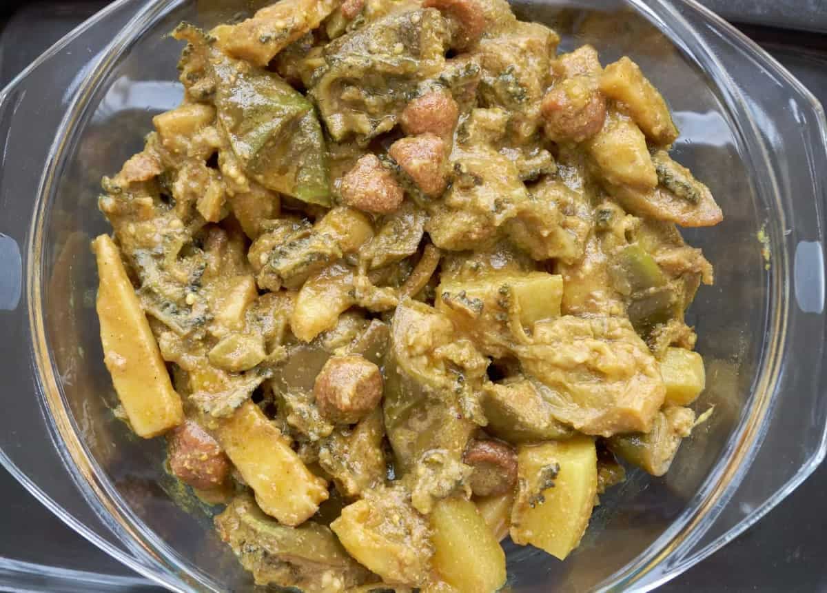 Decoding 'Teto': Why No Bengali Meal Is Complete Without Shukto