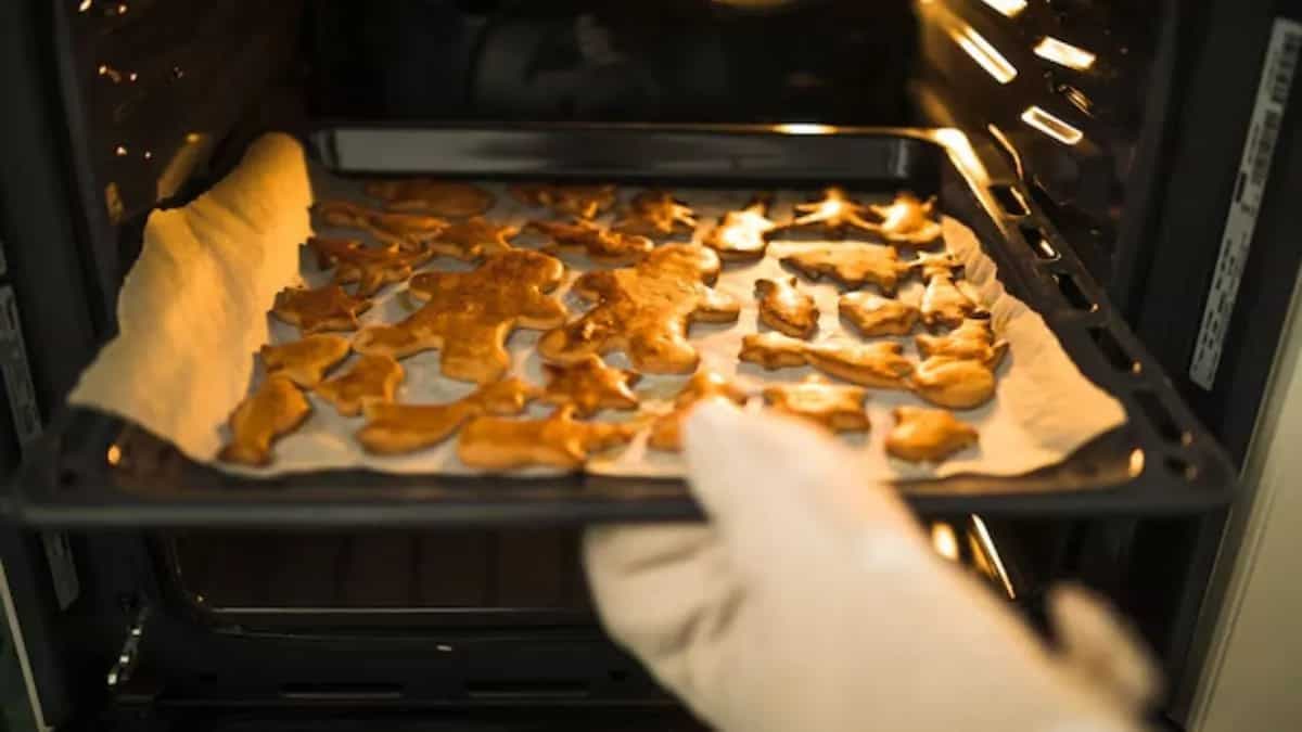 Kitchen-Friendly Uses of Baking Sheets Other Than Baking Dishes