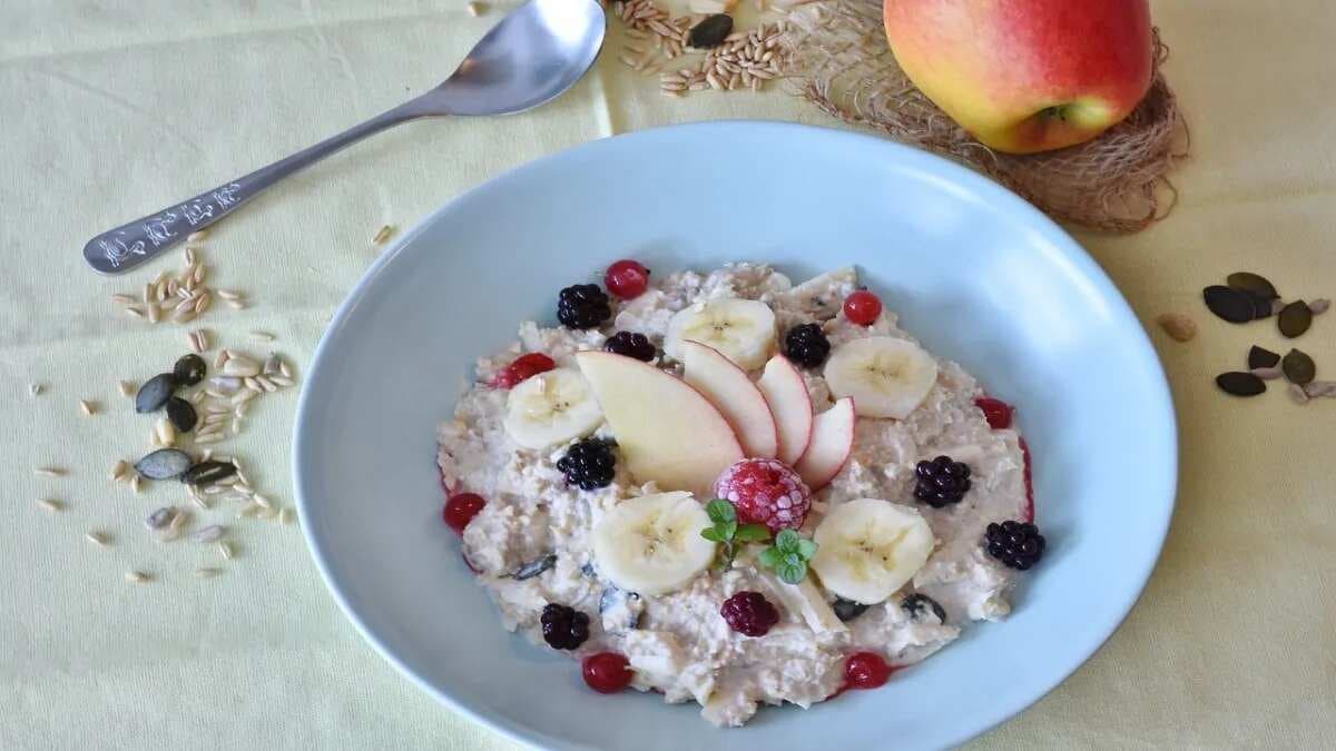 7 Hearty Porridge Dishes To Keep Yourself Warm This Winter