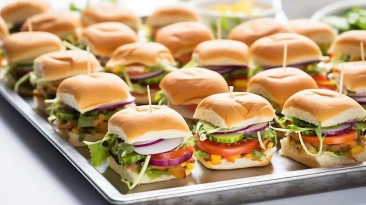 Try The 7 Vegetarian Sliders For Your Next Summer Gathering