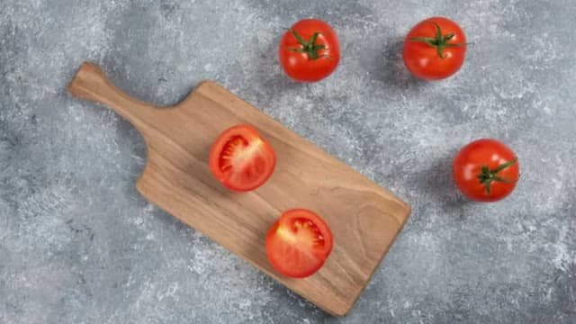 Tomato Cutting Techniques: Perfect Cuts For Every Recipe