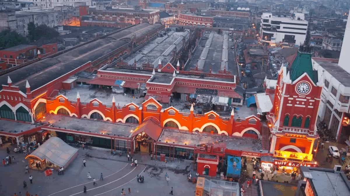 Kolkata Hogg Market: A Colonial Food Shopping Destination