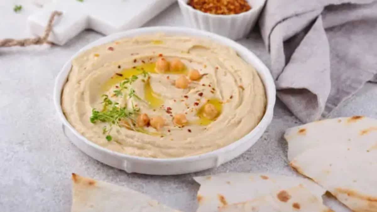 Easy And Healthy Hummus Varieties To Make In A Wet Grinder