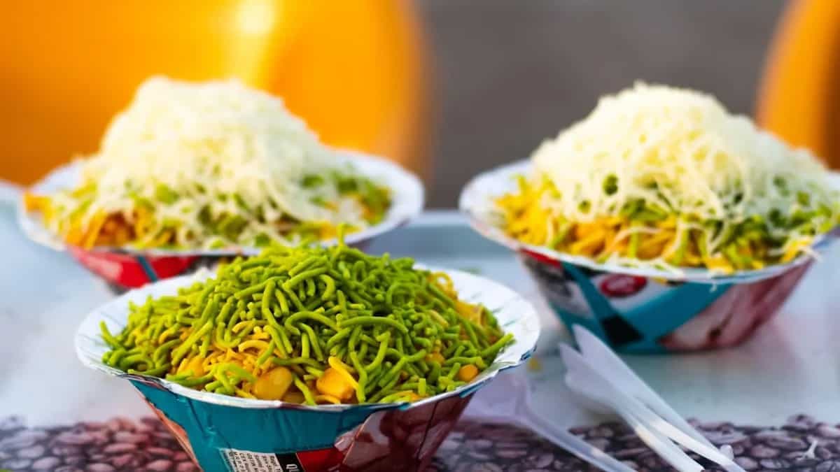 Rainy Day Cravings? These Street Foods Are A Must-Try